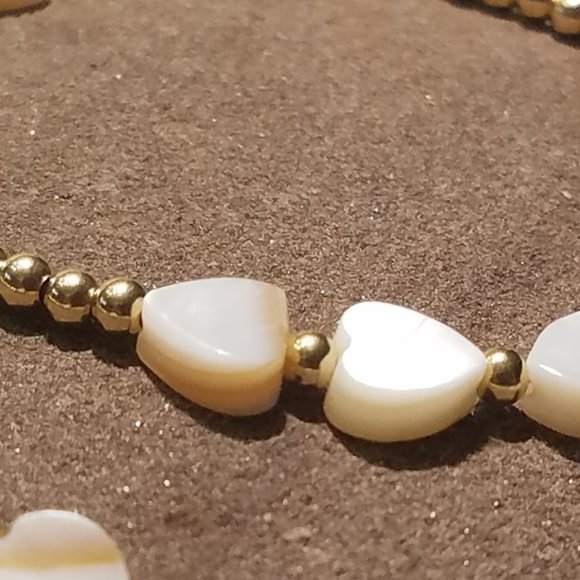 Seashell Heart Bead Bracelet Mother of Pearl - Picture 6 of 6